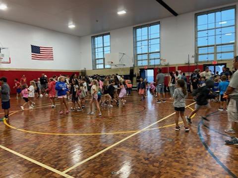 LindellPTA's tweet photo. Thanks to everyone who came out for Family Fun Night!
We got a lot of inquiries about rescheduling, but
it all worked out in the end and the children had a blast! @MsMcGovernLB #lindellfamily #familyfunnight22 @LindellPTA @Jennifer_LynnP https://t.co/LRdHypNpZB