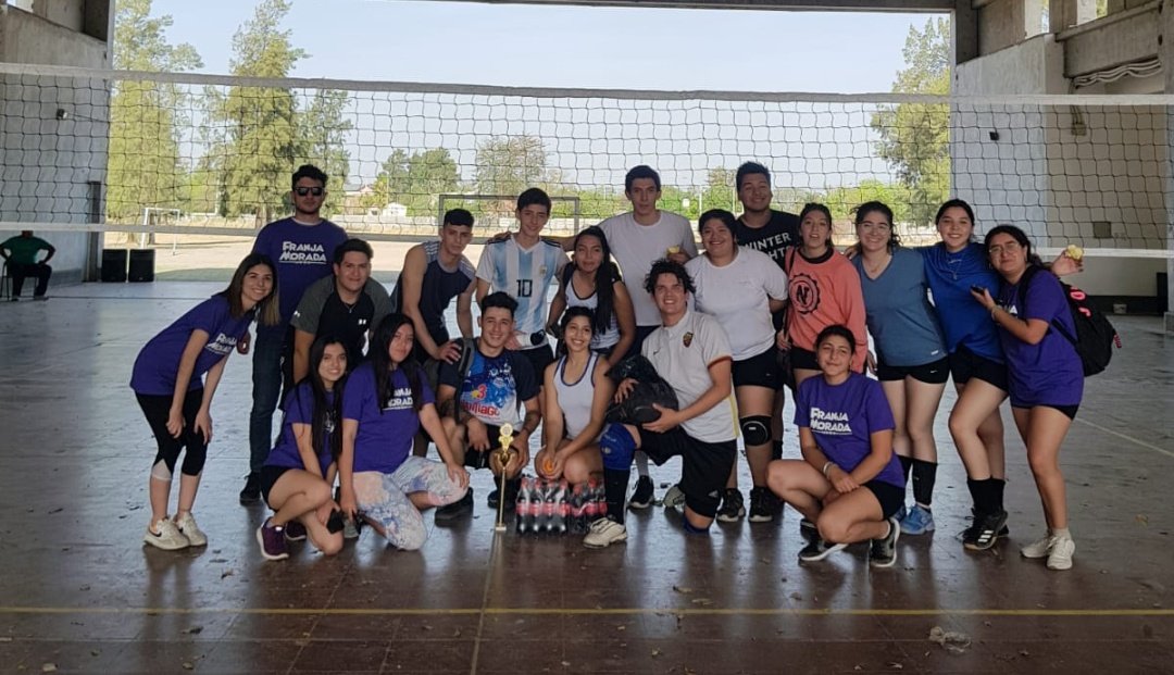 FranjaUcse's tweet photo. 📍Estamos muy contentos y queremos agradecer la gran participación de todos los estudiantes en los equipos del torneo.

Seguimos trabajando para hacer de nuestra universidad, un lugar mas ameno para todos.  

FRANJA MORADA. https://t.co/Kr6oGEloyZ