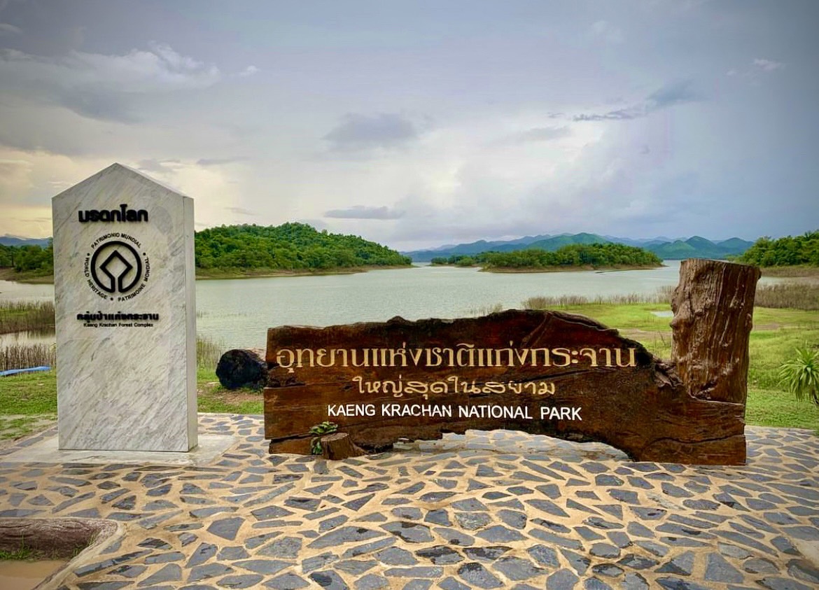 RandomAsia's tweet photo. Beautiful relaxing place to spend time away from Bangkok✨🚘🌴✌️🌅📷🍃 One day only 638 Baht

More details: https://t.co/BE9TrEBaZG

#randomtravelasia #thailand #Phetchaburi #Phranakhonkhiri #Kaengkrachan #Nationalpark #chill #travel #holiday #family https://t.co/LjwScNmYhQ