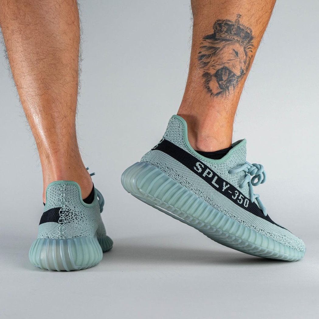 yeezy boost 350 light on feet