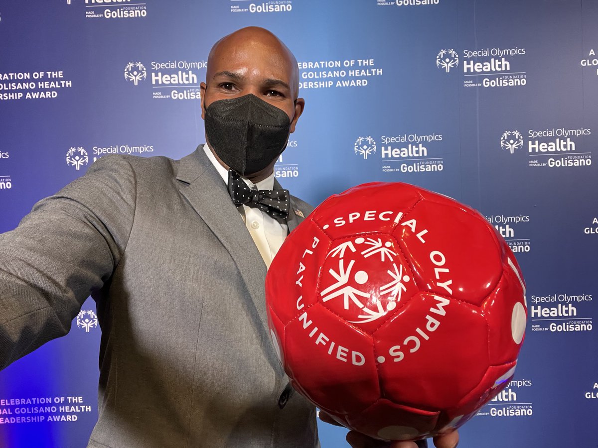 JeromeAdamsMD's tweet photo. Glad to be an ambassador for those with intellectual disabilities. 

⁦@SpecialOlympics⁩ health is doing amazing work to promote health equity for athletes and all who are differently abled! https://t.co/g86RLrgJxu