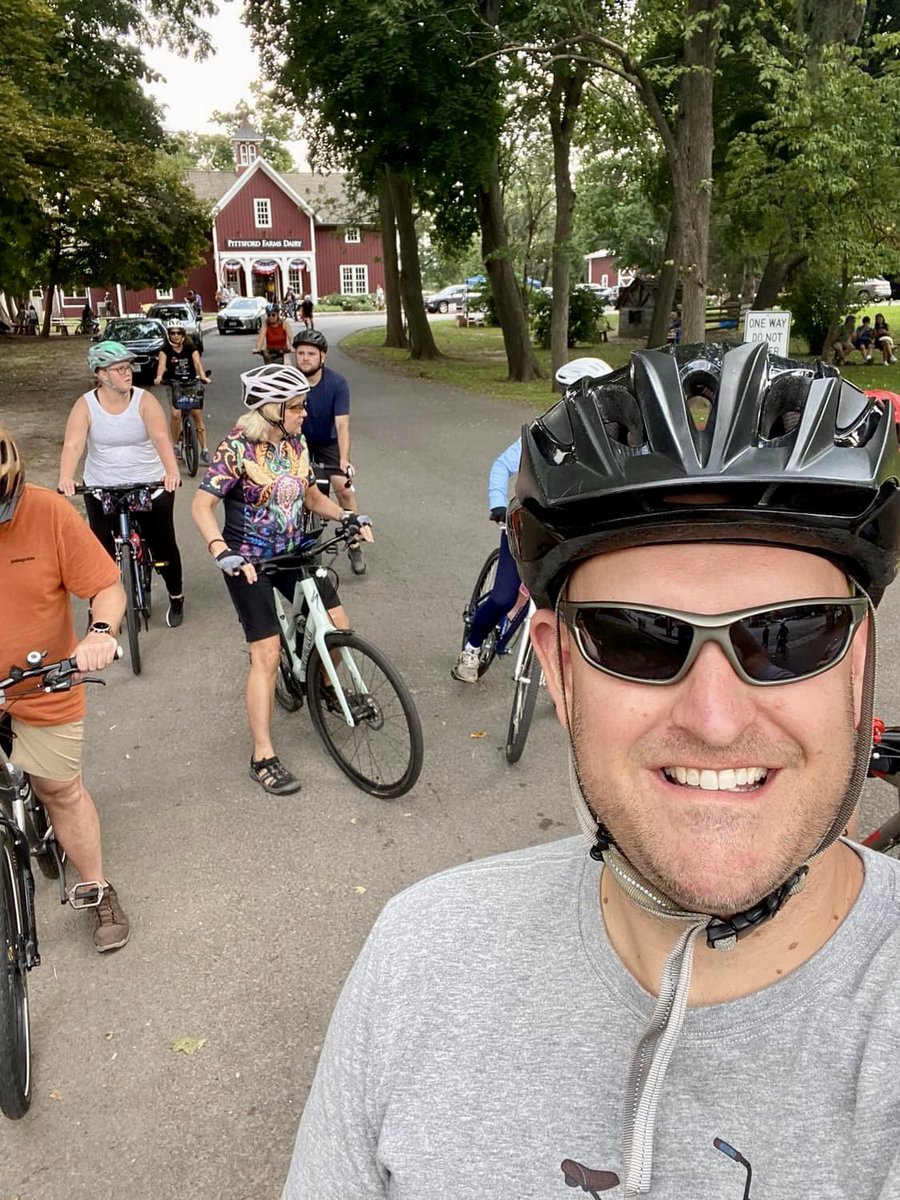 BertsBikes's tweet photo. Thank you everyone who came out to our Erie Canal Ride Rochester! What a perfect day. Stay tuned for info on our next ride in Tonawanda on October 8th. Some photos credit to Justin Kruse. Go Bills!  #bertsbikes #bertsbikesandfitness #bikebflo #bikerochester #bikewny #bikeerie https://t.co/HlOerZVXtf