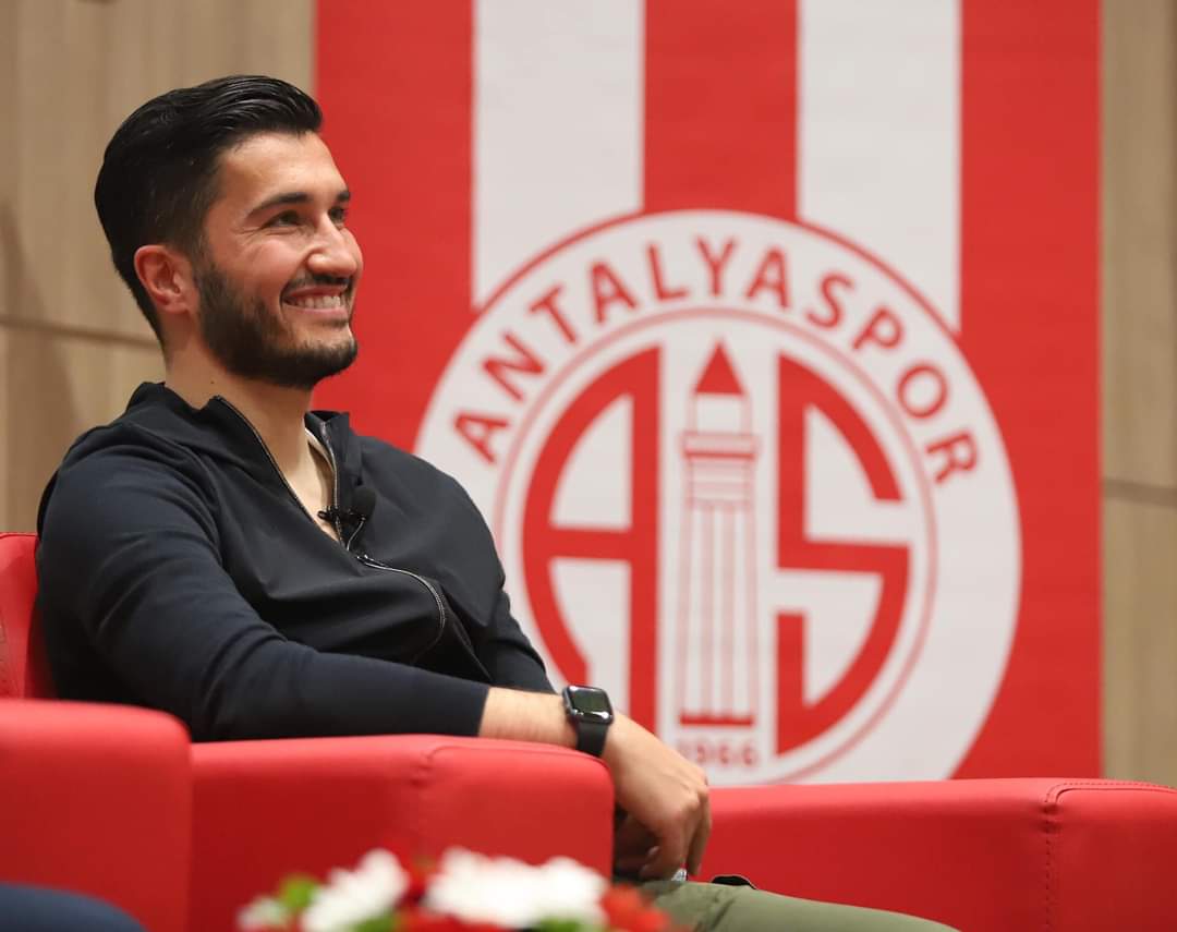 Düştüysek kalkarız kral omuz omuza <a href="/nurisahin/">Nuri Şahin</a> tam destek