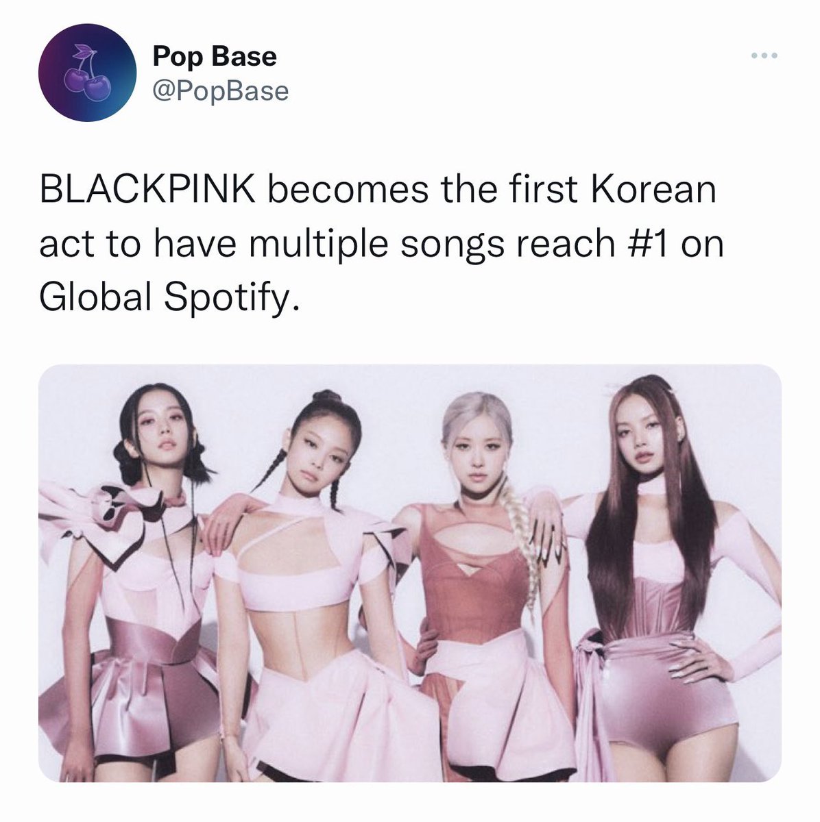 blckpnkfourcrwn's tweet photo. @Tannieschart @chartdata @BLACKPINK @HITSDD i love seeing armys cry, it's my daily motivation, my daily inspiration, the only reason i have the will to live. it encourages me to push myself on, and it gives me happiness. i feel happy when i see armys cry. i become overjoyed because they cry about our success. https://t.co/mqIKRbglY7