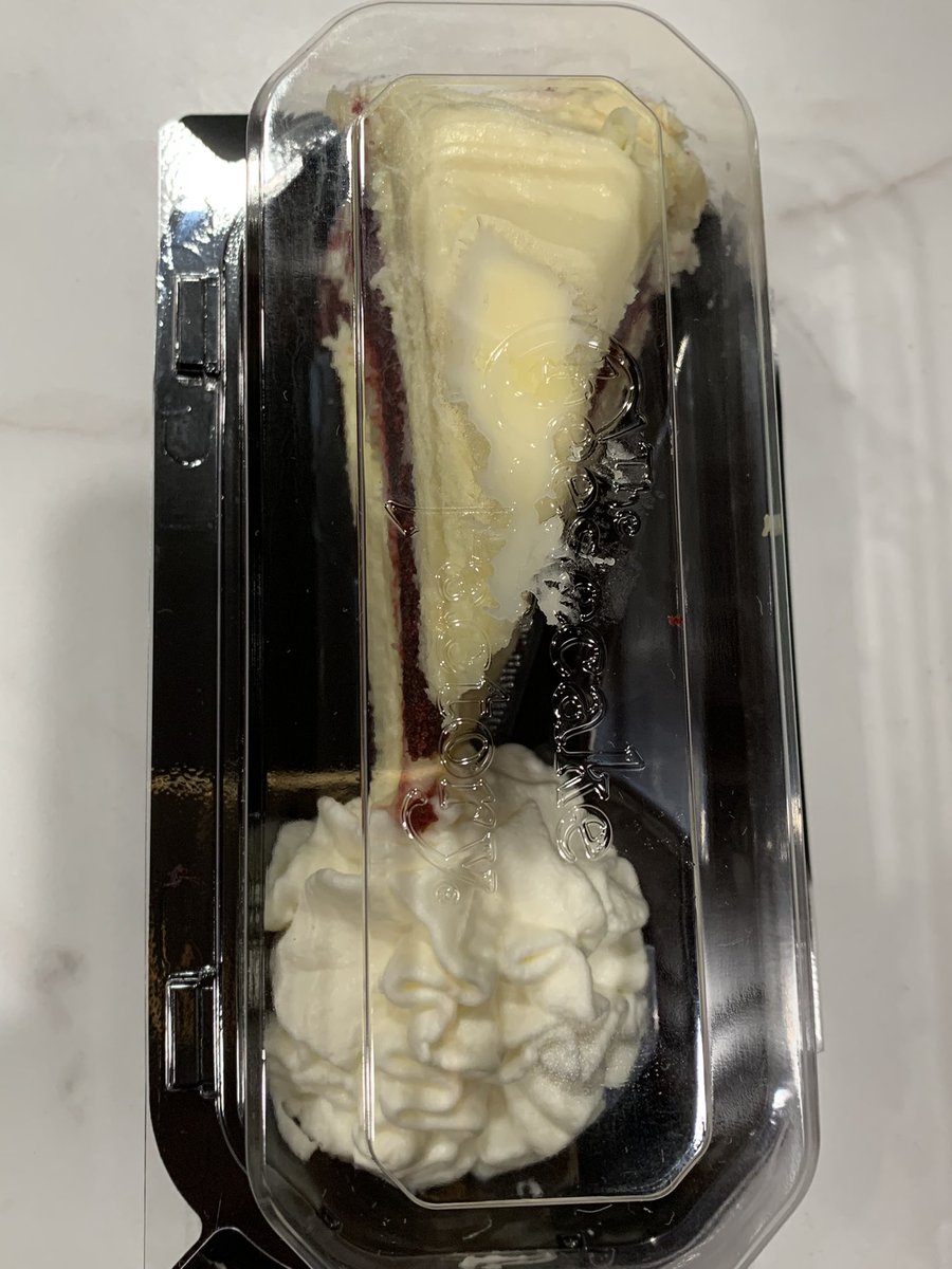 LidaBunnie's tweet photo. @Cheesecake I wanted to get a slice for my birthday tomorrow. I love the red velvet cheesecakes but this is the tiniest slice I’ve ever seen 😢 #cheesecakefactory https://t.co/5Ht6vEBWFB