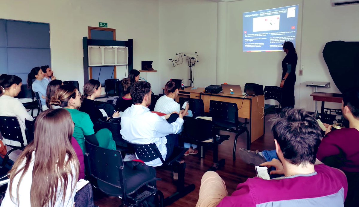 DrFelipeBerta's tweet photo. 📚 ¡+++ Capacitación!

Comparto imágenes de otra edición del Ciclo de Charlas del Hospital Especializado de Ojos de @ASSEcomunica para Médicos Oftalmólogos, Residentes, Posgrados, y Lic. en Oftalmología. https://t.co/oP2ehlaBeZ