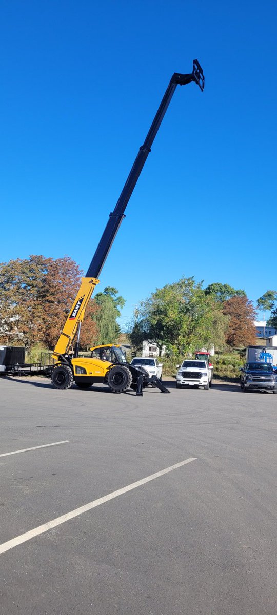 TidalTractor's tweet photo. Tidal Tractor can take you to new heights! Drop in and see the new SANY telehandlers now in stock. https://t.co/zHVnRGnPBc