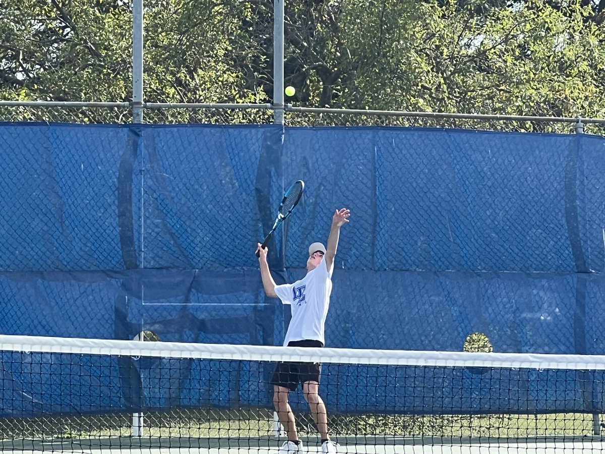 Res 🎾 in action against LHS today.  
GO SPARTANS!!!