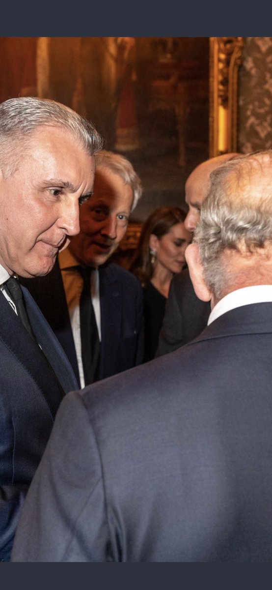 jozzzaphen's tweet photo. Last nights #RomanianRoyalFamily #StateReception I see kitty wore some glittering earrings, Sophie in the background! https://t.co/f22PalSdw6