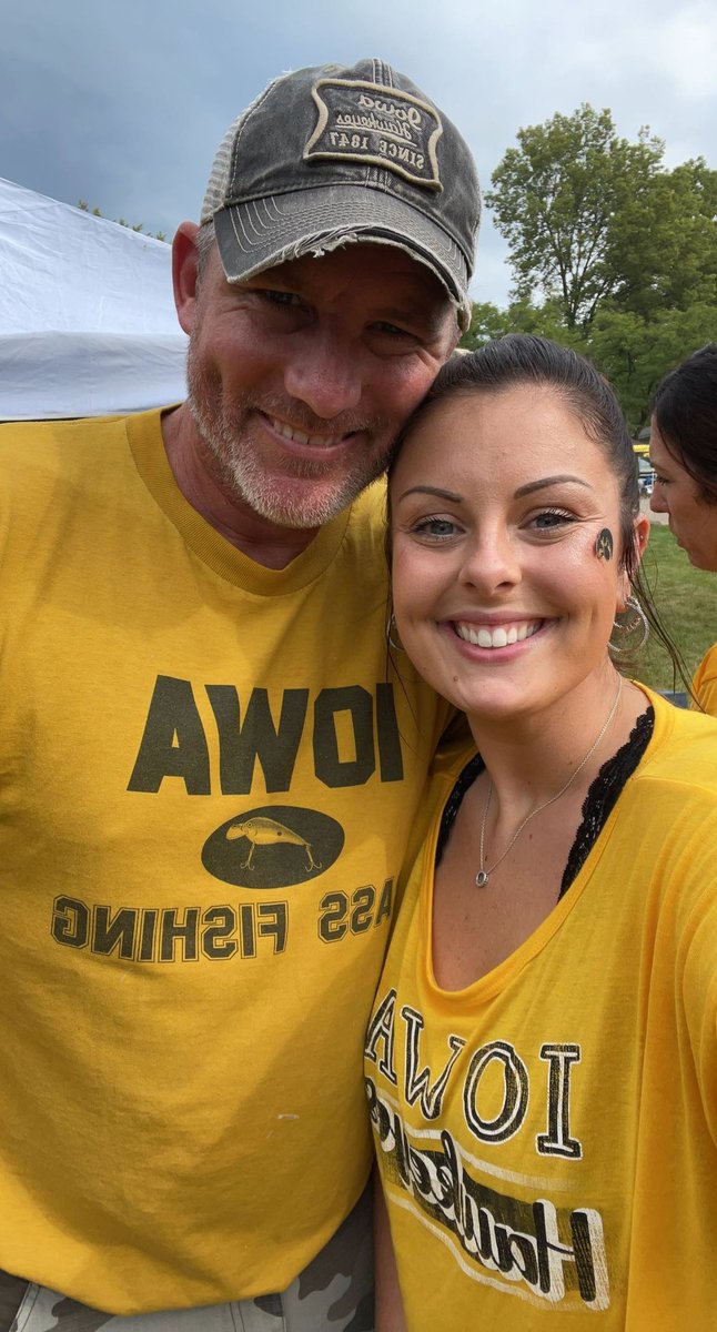 mikayladavis24's tweet photo. hawk state baby https://t.co/5fCglO4wox