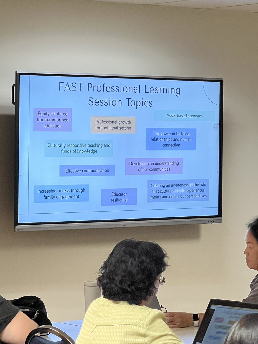 VicSantiagoDPGS's tweet photo. Combined professional learning opportunity for teachers and supporting services staff. #FASTtraining #professional_learning @DrStanislausPGS @hartmcb @MsElissaAndrade https://t.co/KHgvecfT8b