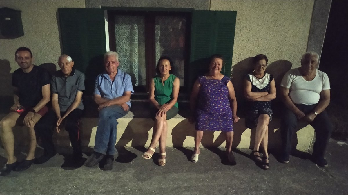 txebe_rebollanu's tweet photo. Palabra de la semana:
"SERANU"
#PalabradelaSemana #seranu #PalradElRebollal #llionés #LenguaLeonesa #Salamanca #Zamora #León https://t.co/nthSUjx2xo