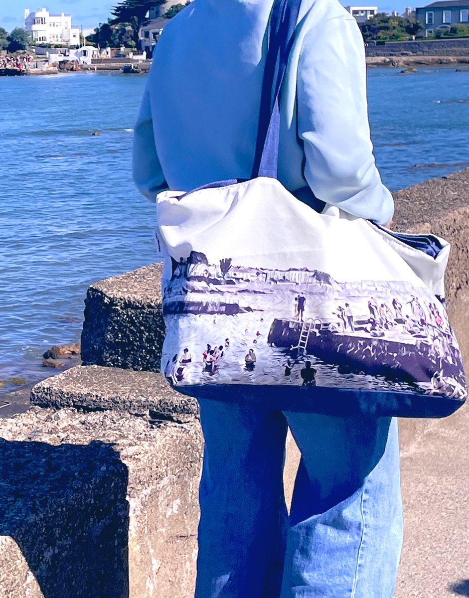 lizzys_lane's tweet photo. Sunday swim #sandycove 

Our sustainable eco recycled canvas swim bags are handmade and printed in Ireland https://t.co/SWsLRJ87P3

@WomensInspireIE #Dublin #seaswimming #sustainablefashion @VisitDublin @DCCIreland #seaswimming @LoveSouthDublin @LovinDublin https://t.co/8j5wts4dzX