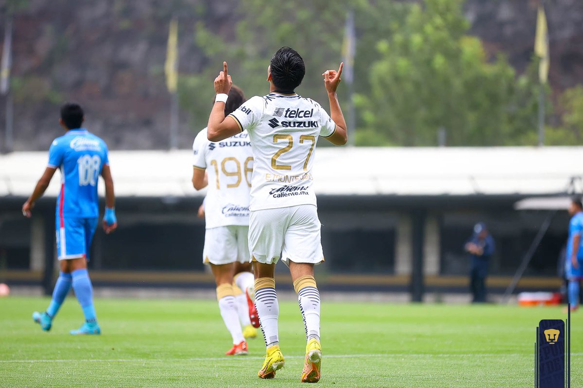 PumasMXCantera's tweet photo. Galería de cracks. 🔥🐾
Nuestra #Sub20 ganó 2-0 sobre Cruz Azul con goles de Emanuel Montejano y Pablo Monroy⚽️

#HechoEnCantera #OrigenDeLaPasión https://t.co/hyNpZkmOWE