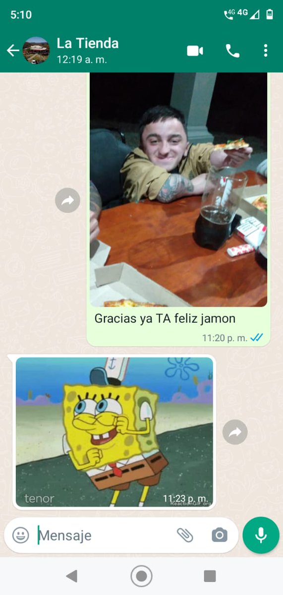 Nachofle_'s tweet photo. Pidiendo comida con el jamon https://t.co/UEBpZjUMYx
