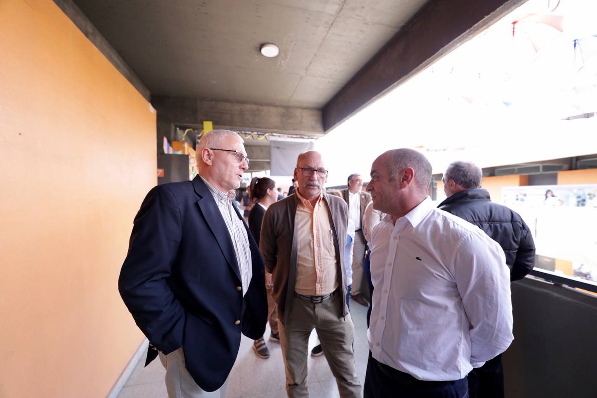 Además, en la comitiva de recepción estuvieron Atilio Castagnaro, director del <a href="/ConicetNOASur/">sibella Porn SEx 🥀</a>; <a href="/DPloper/">Daniel Ploper</a>, director de la <a href="/eeaocoficial/">EEAOC</a>; Ricardo Kaliman, vicedirector del CONICET NOA Sur; y el gabinete de <a href="/educaciontuc/">Educación Tucumán</a>.

#EducaciónNoSeDetiene