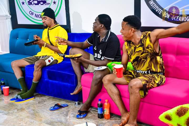hello_shuga's tweet photo. If youโre not following up @nima_show youโre dulling
#teamwizzy #wizzynimatvshow #wizzy https://t.co/izXCI3doDG
