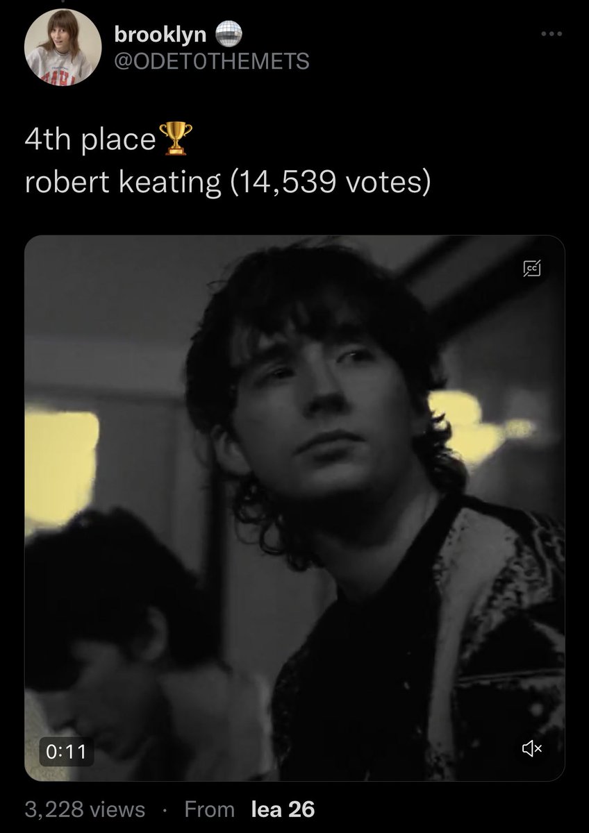 whatiselidoing's tweet photo. eli is congratulating bobby bc he placed higher than bono! https://t.co/pcx21qMJQ1