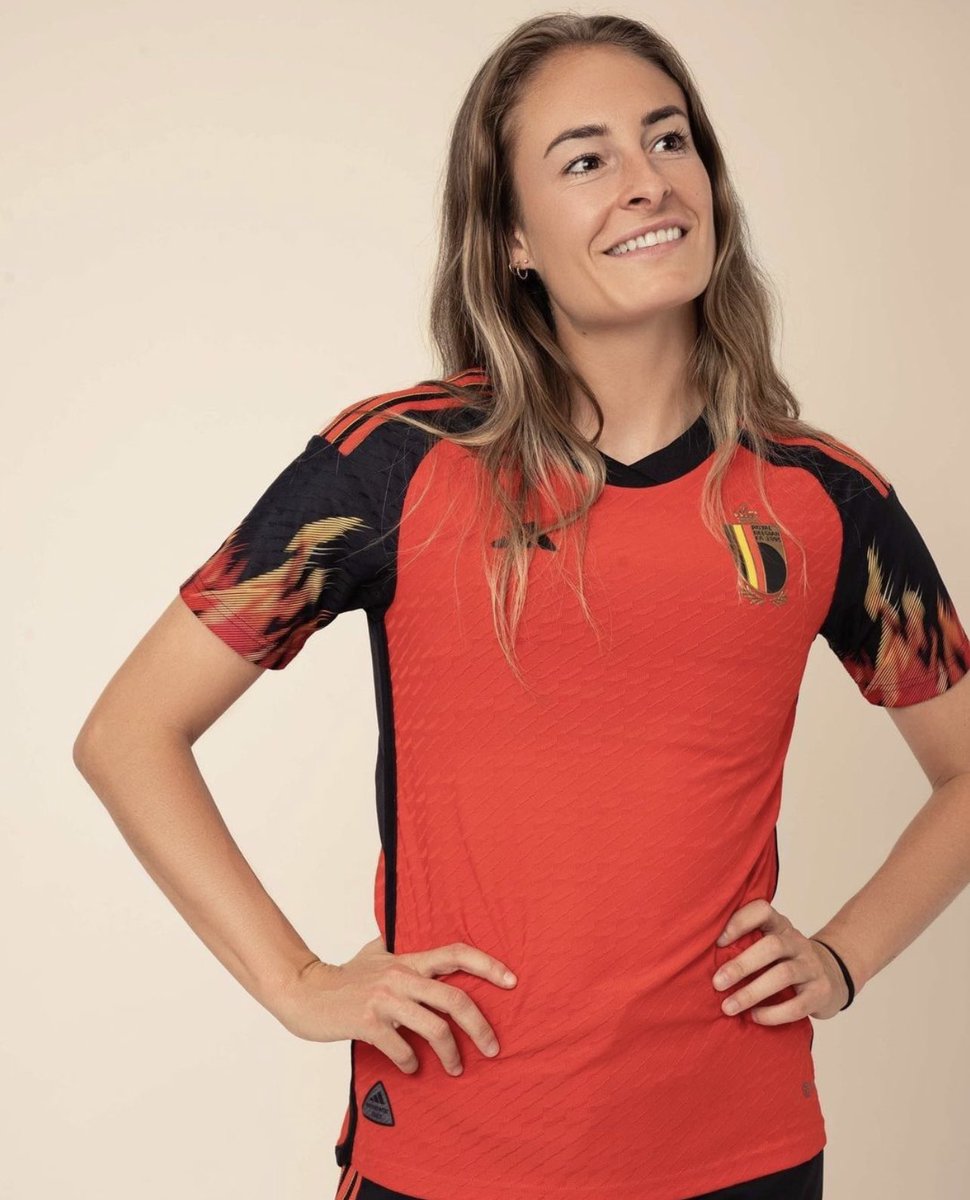 thetrentlowe's tweet photo. Belgium’s new World Cup home kit: when you play Croatia at 4, but are touring Flavortown at 6 @UniWatch @PhilHecken https://t.co/yo4PTyzGtE