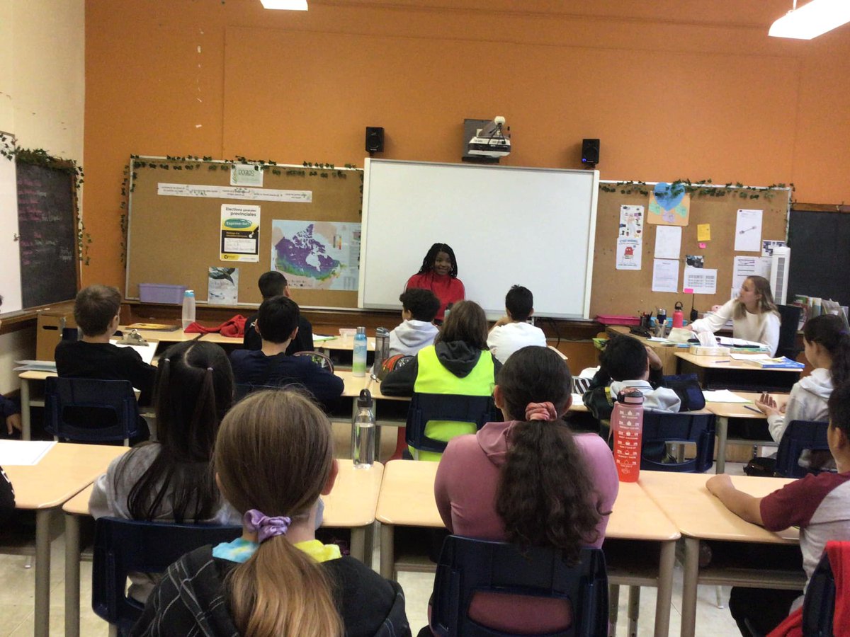 Une des raisons pour lesquelles je fais de la politique est pour impacter positivement et pour léguer un Québec meilleur aux générations futures! 

J’ai eu vraiment beaucoup de plaisir à échanger avec eux! Le Québec a une relève incroyable 💙 

#camillelaurin #polplq #votezvrai
