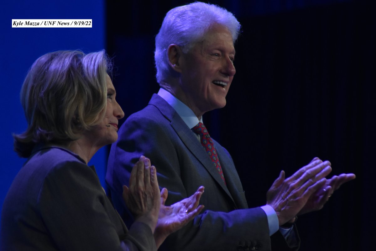 KyleMazzaWUNF's tweet image. Former President of the United States Bill Clinton, Chelsea Clinton and United States Secretary of State Hillary Clinton appear on stage at the Clinton Global Initiative 2022 Meeting in New York, New York on September 19, 2022 #CGI2022