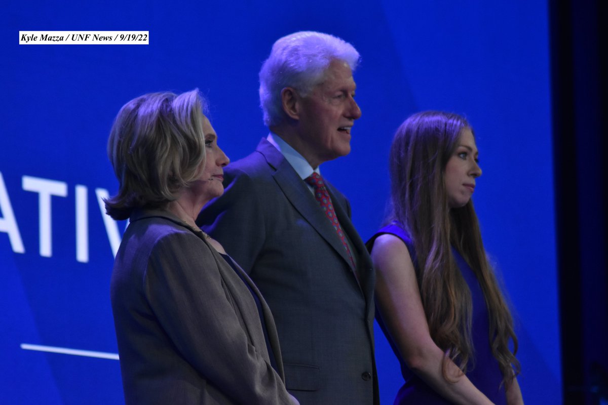 KyleMazzaWUNF's tweet image. Former President of the United States Bill Clinton, Chelsea Clinton and United States Secretary of State Hillary Clinton appear on stage at the Clinton Global Initiative 2022 Meeting in New York, New York on September 19, 2022 #CGI2022