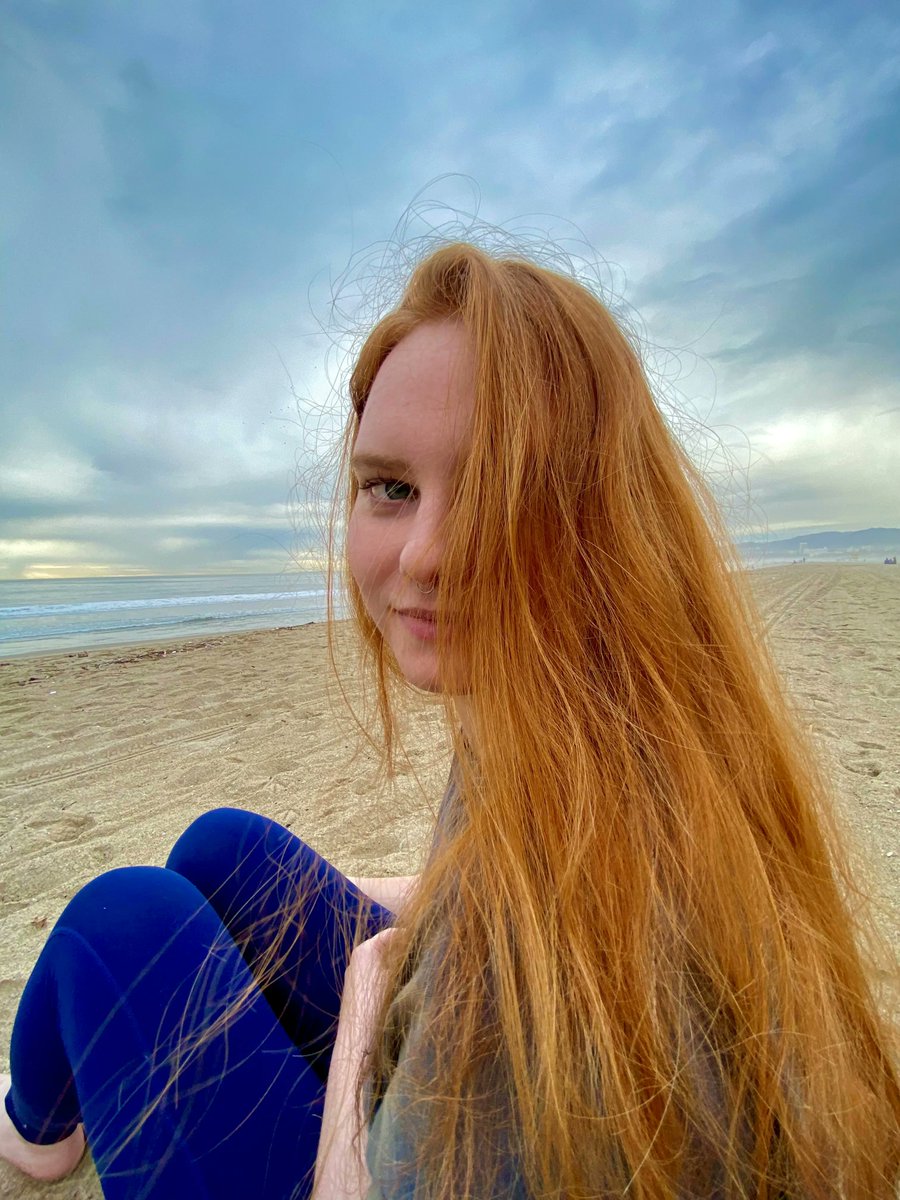 HowToBeARedhead's tweet photo. Kara is the #RedheadoftheWeek! “I love loving something about myself. I am so attached to my red hair!”
Submit your photo to be featured next week! ➡ https://t.co/oqoDVEb3O3 https://t.co/2AvIKG6xtJ