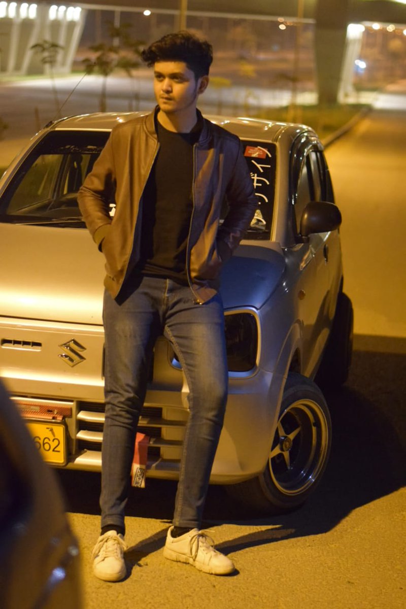 TruthtellerTM's tweet photo. Jazlan faisal 18 yrs orphan old boy was a student. And old age support of his grandparents was shot dead over a minor verbal scuffold in Bahria town Karachi on 24/5/22 He just asked the biker boy to stop doing stunts near his car,Rider called his bro &amp; shot him.
#justiceforjazlan https://t.co/Wx9EeSg2lX