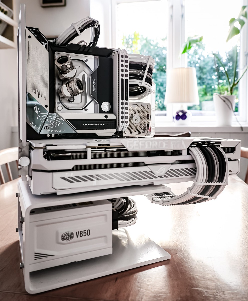 ASUS_ROGNA's tweet photo. ✨ ART IN PROGRESS ✨

#ASUSPCDIY #buildinprocess by Søren Kirkegaard of Nordic 3D Design >> https://t.co/KP84QwNHHA https://t.co/Ri5orOTePX