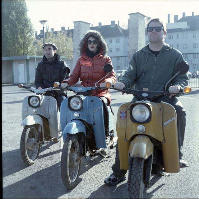 Special musical guest for our Hello, Bookstore event: Clare and the Reasons! 

Check out their music here: youtube.com/watch?v=J6QCWa…

Buy your tickets here: upstatefilms.org/hello-bookstore