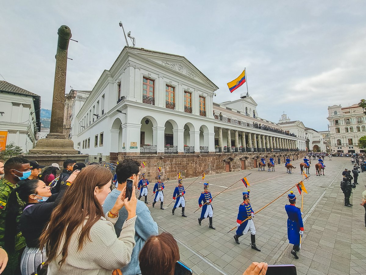 ⛪Create unique memories in #Quito⛪
Tour the terraces of the #colonial convents of the city and enjoy all the #cultural attractions that the first cultural #heritage of humanity has to offer.
Book your #experience now!
bit.ly/3ykro25