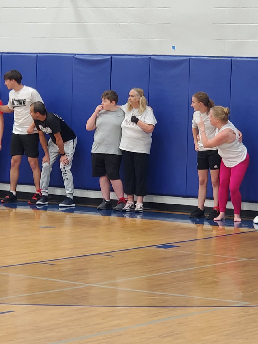 Chase the Beavers..
three legged race.
Go Wolves!!