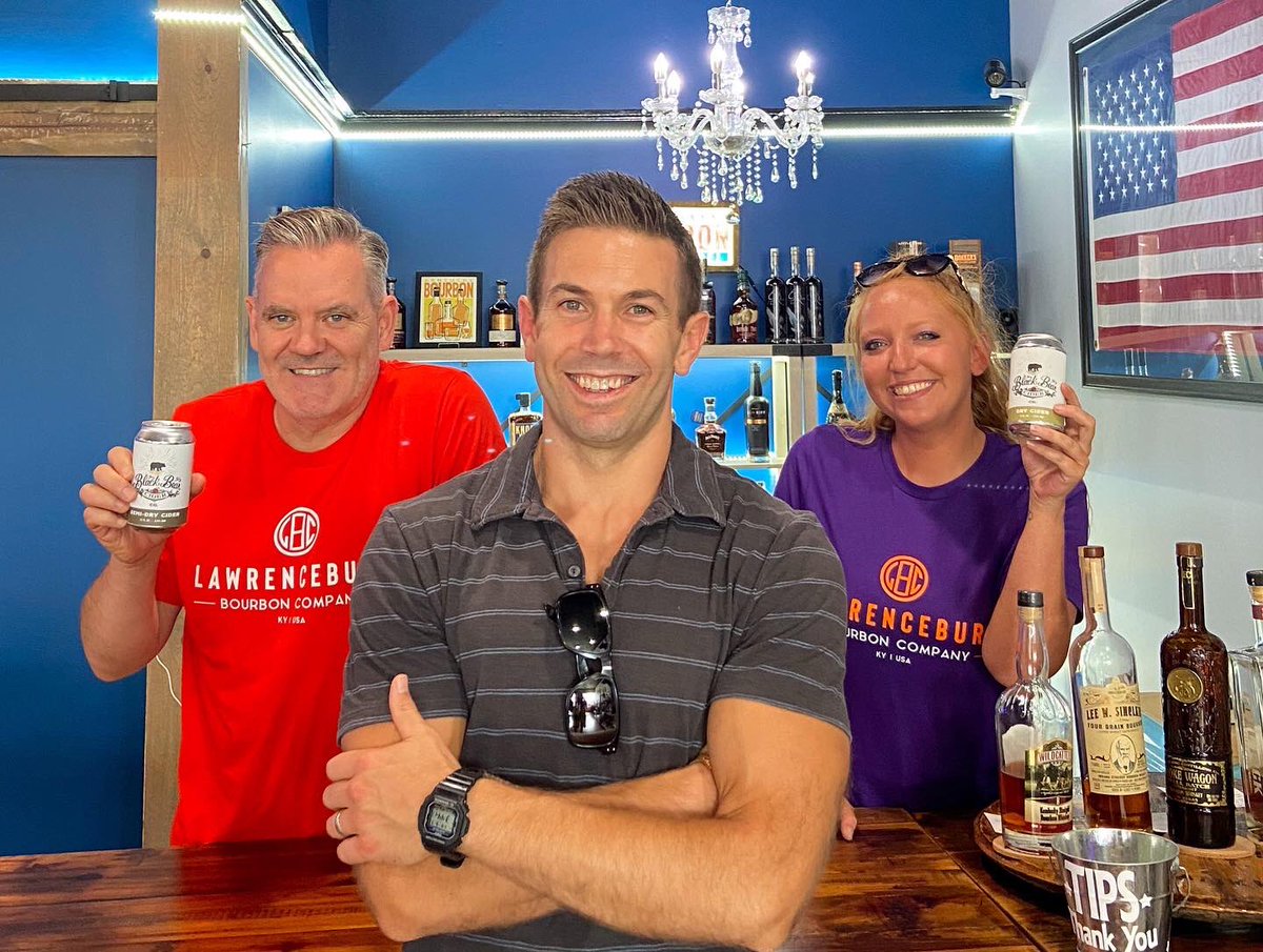 blackbearcider's tweet photo. Thank you Kentucky!
Another successful Bourbon Trail adventure!! 🥃
@kytourism @kentuckybourbontrail @lawrenceburgtourism @visitfrankfortky @gotolouisville #kentucky #bourbontrail #bourbon #cheers https://t.co/pRjQgHnfbF