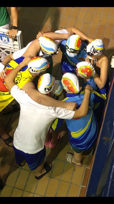 leeonn006's tweet photo. en nada estamos así otra vez 💛💙 https://t.co/XgvQkSePRB