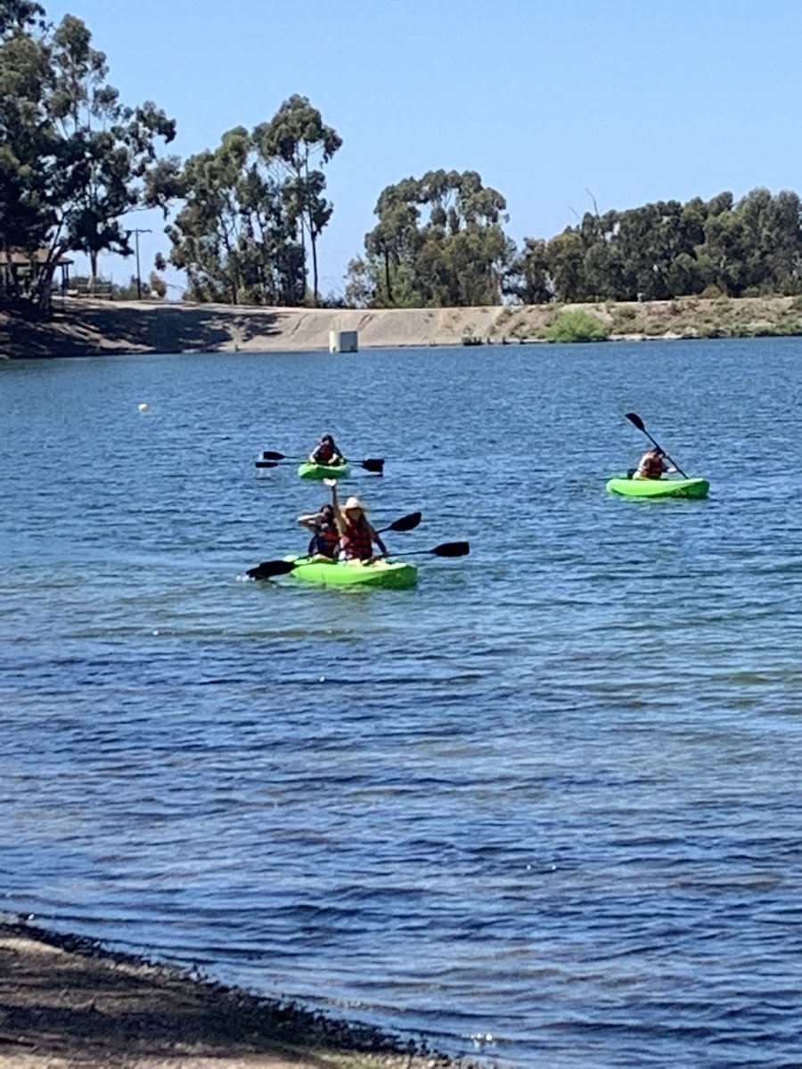 6th graders Kayaking, building forts and outdoor learning with <a href="/GroundworkSD/">Groundwork San Diego</a> and <a href="/STEAMRocks100/">Sarah Hillard</a> Focusing on mental health, physical health and social health <a href="/SDUSDScience/">SD Unified Science</a>
