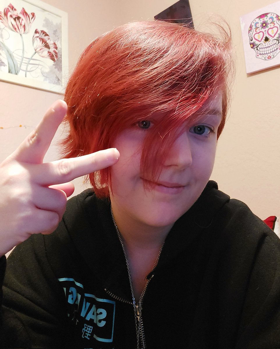 / /      Have a #munday of my ugly 
       mug! Dyed my hair today, I love 
       the crimson color that resulted. 

            He / him pronouns only!