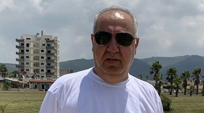 <a href="/FaroukAlnemer/">فاروق النمر</a>

يا أيها الفذُّ مِن شام الإبائي أبيّ 
كلُّ القوافي تهادتْ والوفا طربي 

كتبتُ فيك حروفَ الشّعر ممتدحاً 
وهي التي شاطرتني في العلا أدبي 

شهم ، كريم ، وفيّ ، حاذقُ ، أربُ 
مجلجلُ ذكرهُ كالذّكر في الخطب 

#محمد_الفلاحة