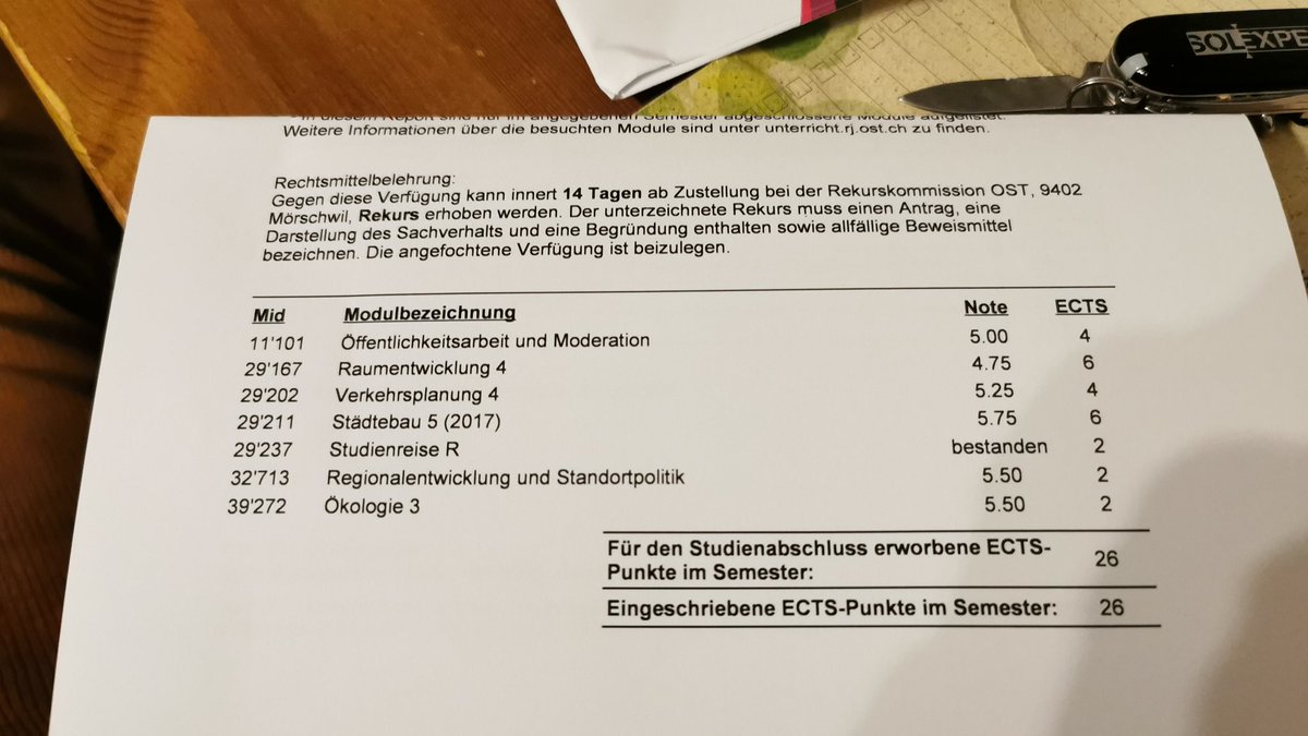 yäne tweet media