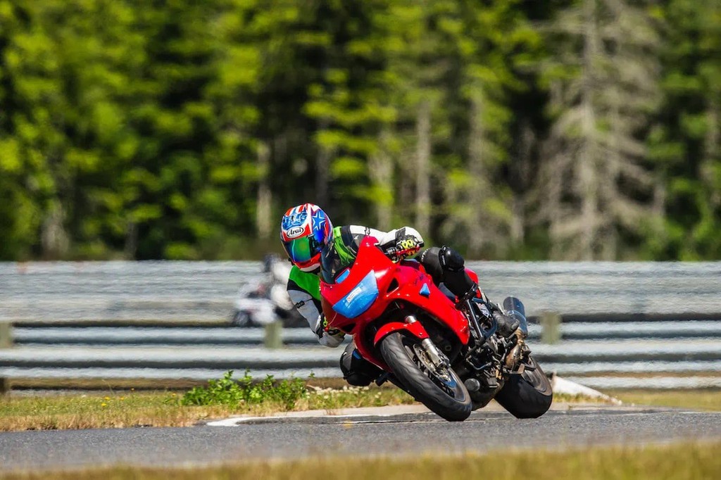 Breaking bad habits can be difficult and one of the best ways is to take to the track and get proper instruction.

Read the full article: Riding Your First Track Day
▸ lttr.ai/2PcB

#TrackDay #Ridelife #Roaddirt #Motorcycle #MotorcycleTrackDays