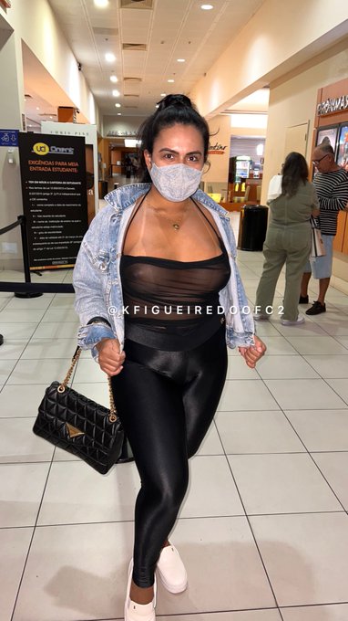 Boa noite amores, passando para mostrar o look do cineminha de hoje com o @cuckolddakriss aprovado? 🔥🔥