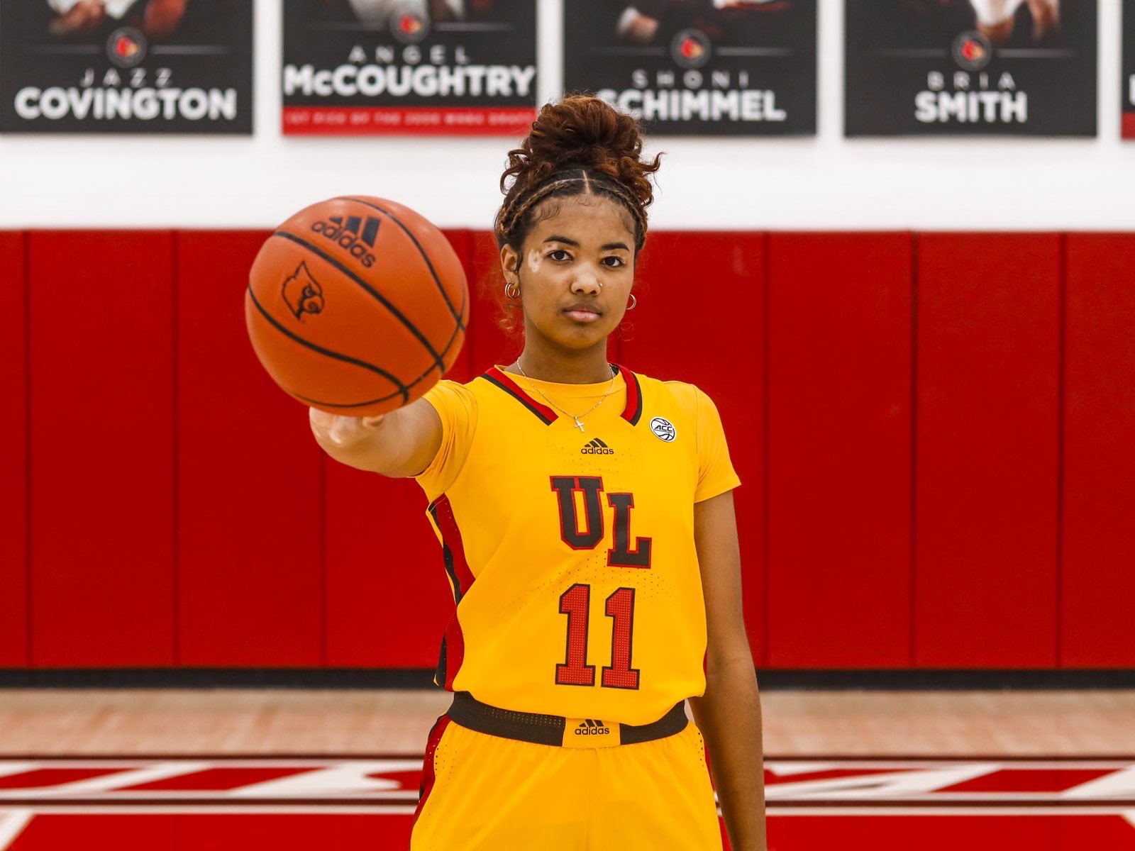 Kira Reynolds on X: It was a vibe @UofLWBB #GoCards