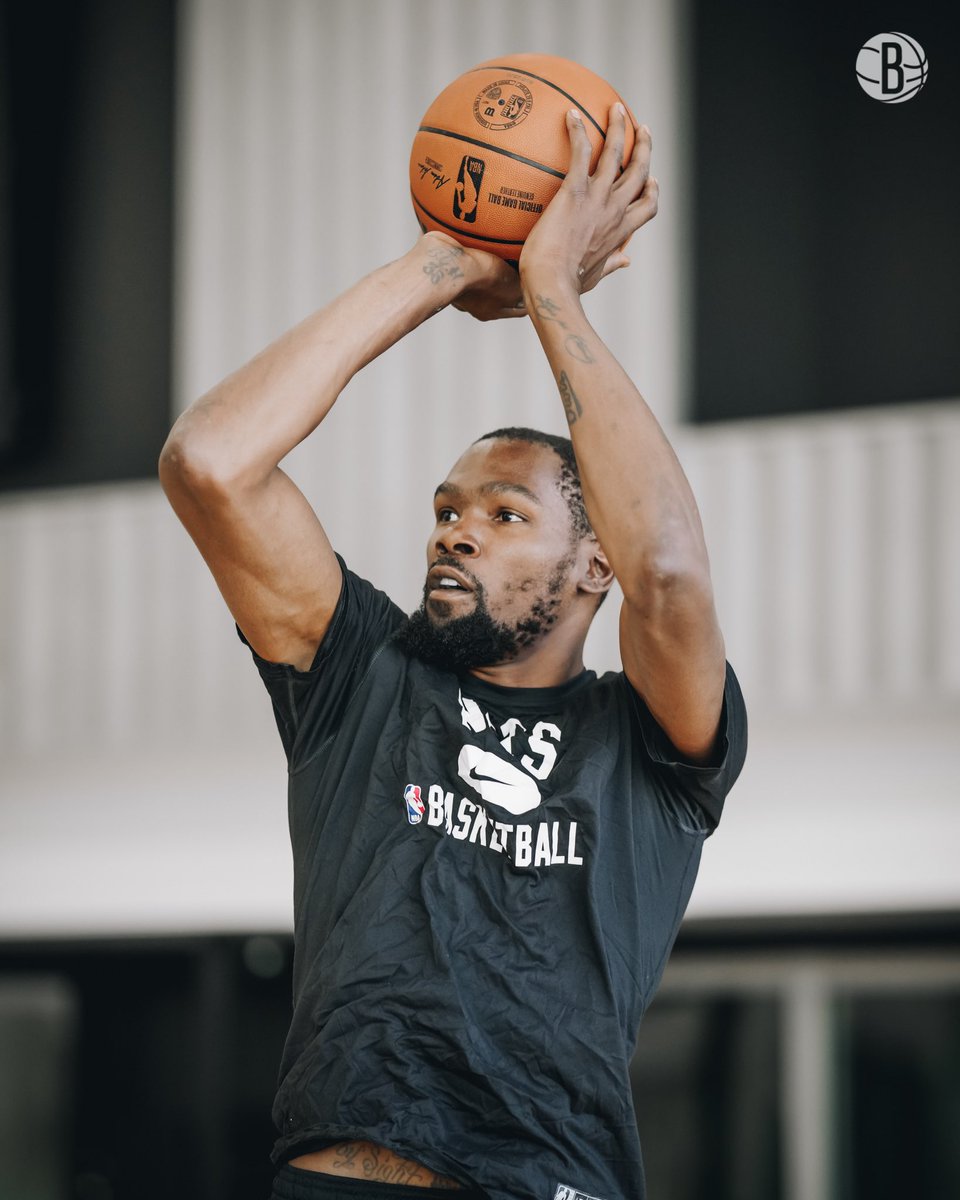 BrooklynNets's tweet photo. New week, same grind. https://t.co/mY8XVxtyRG