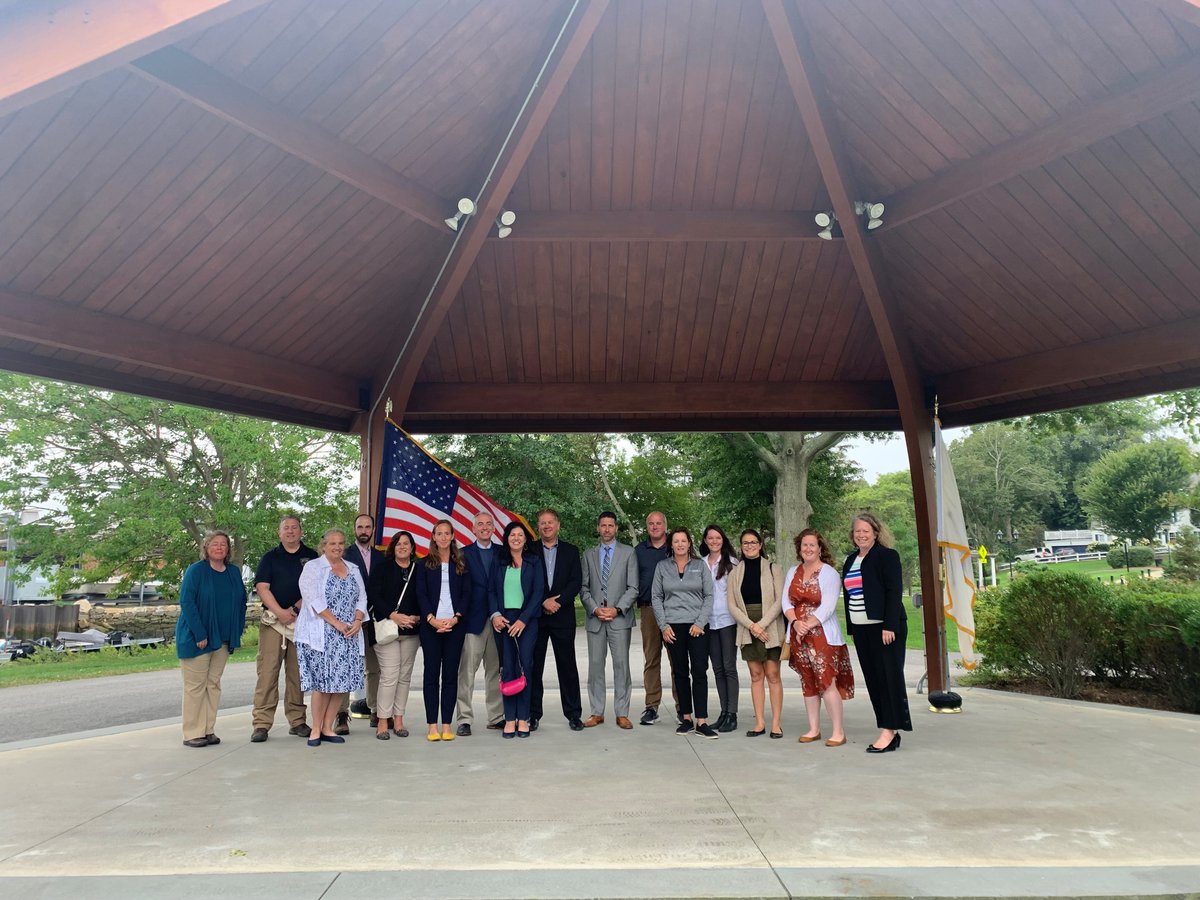 MassEEA's tweet photo. On @EEASecretary's 2nd stop for #MAClimateWeek, she visited Plymouth to announce $12M+ in Coastal Resilience Grants. Since 2015, the Baker-Polito Administration has invested over $35M+ through the program. For more information ➡️ https://t.co/ApHwhdQmPz https://t.co/vF8xkj0CO1