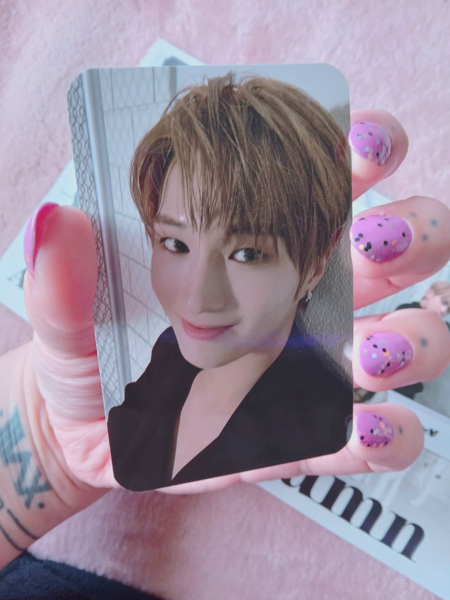 baaelee's tweet photo. @DKB_BRAVE Got my first ever #DKB album, and I got my bias #EChan for the pc 🥹🥹 I'm sooooo happy I love you Changmin 🥹💞 and the whole rap line 💘 #다크비 #이찬 https://t.co/ZfvBeOCxxG