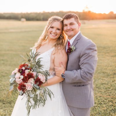 _katelynplatt_'s tweet photo. #NewProfilePic https://t.co/6WA6BEuaf7