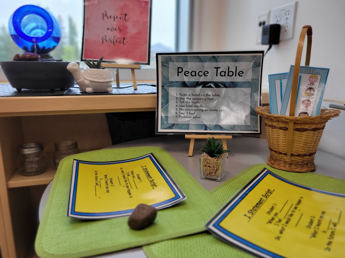 drbs_labrec's tweet photo. Everyone is welcome here 💛 #joy #gradethree #fulloflove #youbelong @cbedrb https://t.co/1dU7KLUJe3