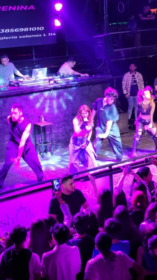 yaniicordoba's tweet photo. 📸 : Florencia presentándose en Santiago del Estero 🖤👑✨ https://t.co/CBECzS4a0L