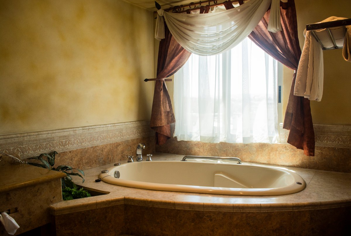 QuintaCesarMx's tweet photo. Sabemos que los pequeños detalles hacen la diferencia. Durante su estadía con nosotros puede estar seguro de que estaremos pendientes de cada uno de ellos.
#Hotel #QuintaCesar #SanJuandelosLagos
Tels. +52 (395) 785 5551 y 46
https://t.co/qjY0LdYR8J
https://t.co/TJPm1G88yZ https://t.co/RyjPVrDS2s
