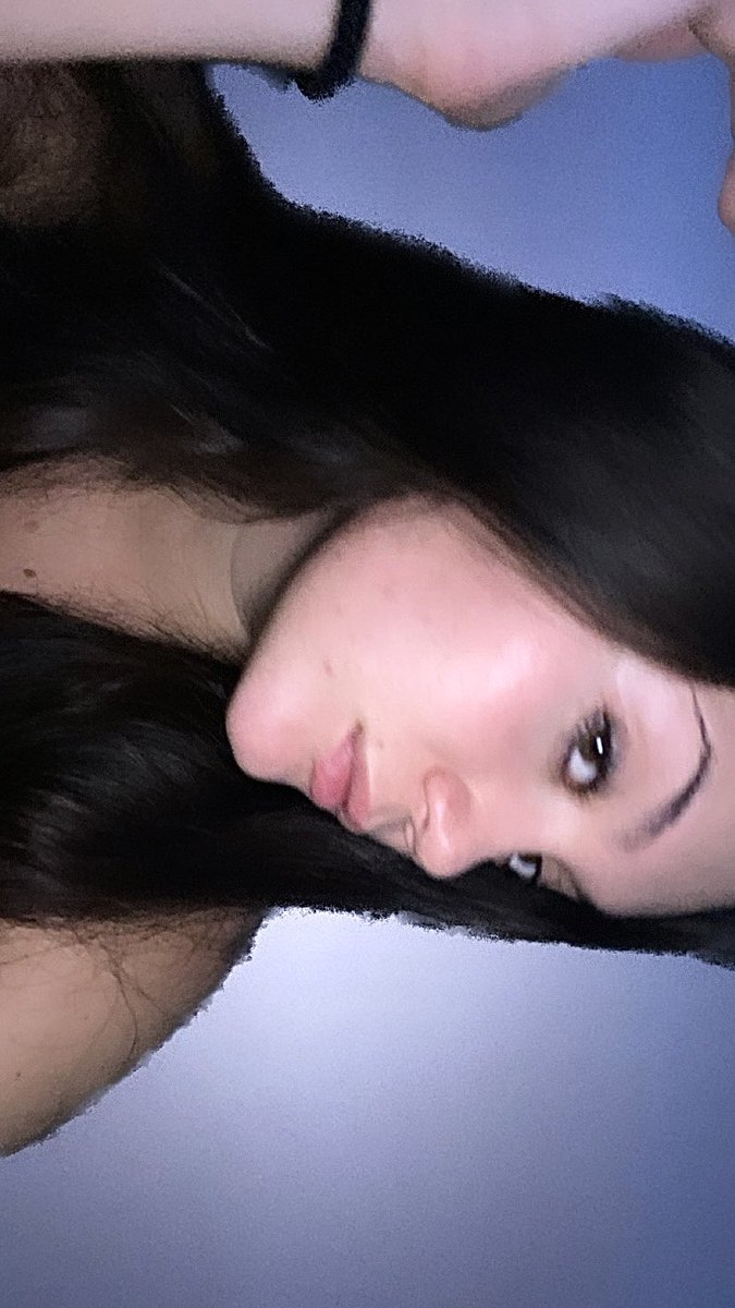 sucdemandarina's tweet photo. Bby yo sé lo q quiero https://t.co/tpBtFBddU2