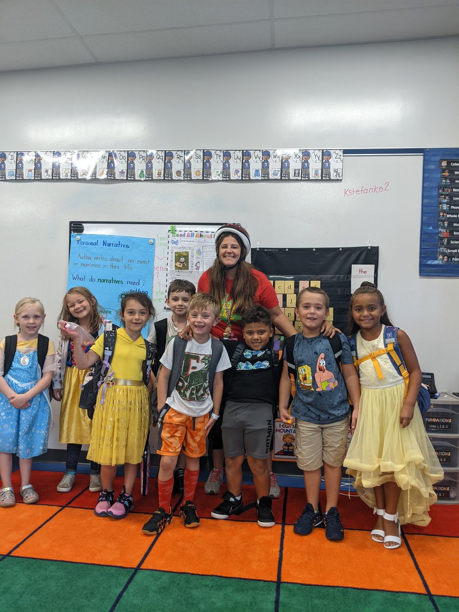 District Spirit week kicked off with Favorite movie, TV, or Reality Star! Who didn't want to be on Double Dare as a kid?!? <a href="/jpalcisko/">Jamie Palcisko</a> <a href="/BPEStitans/">Brook Park Elementary School</a> <a href="/BereaCSD/">Berea CSD</a>